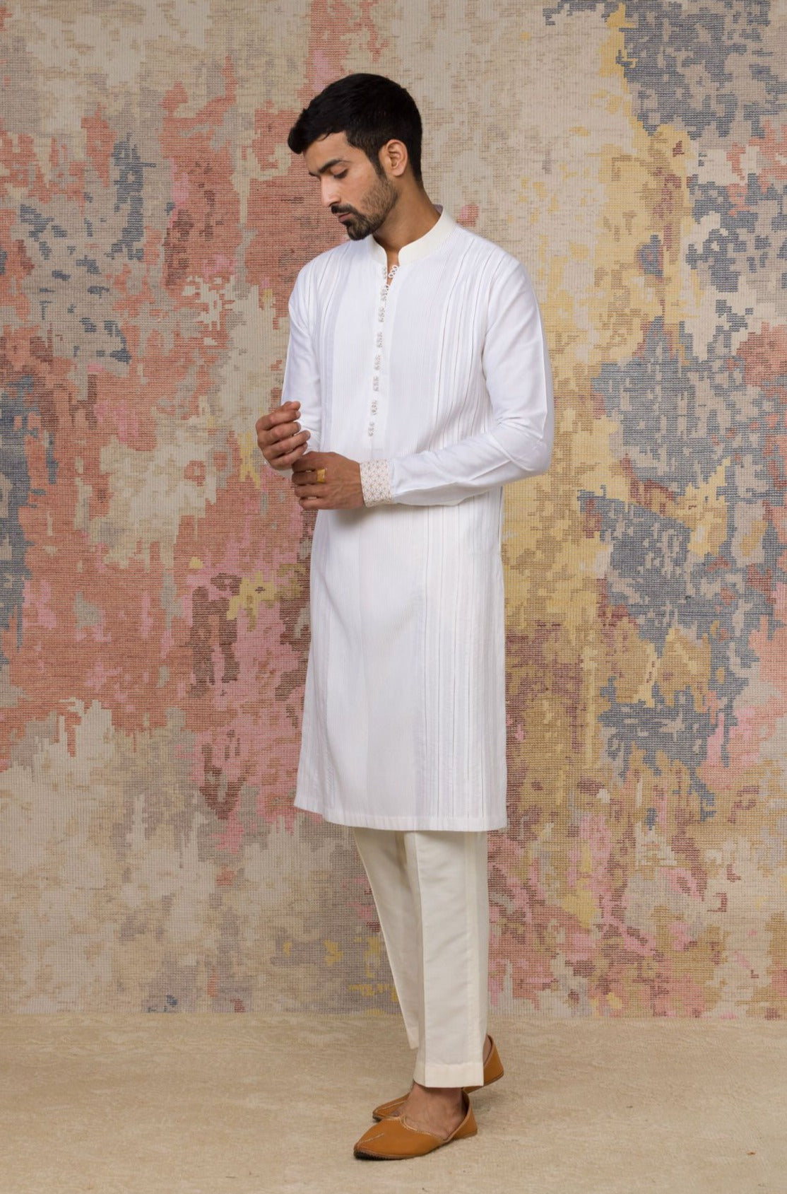 Kurta on sale matching sandals