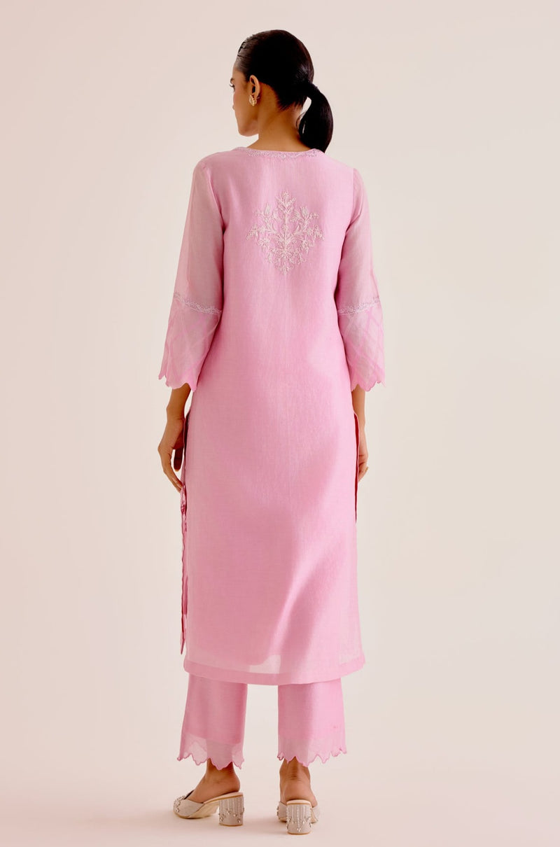 Alia Bhatt in Pink Silk Chanderi Dori Embroidered Kurta Set