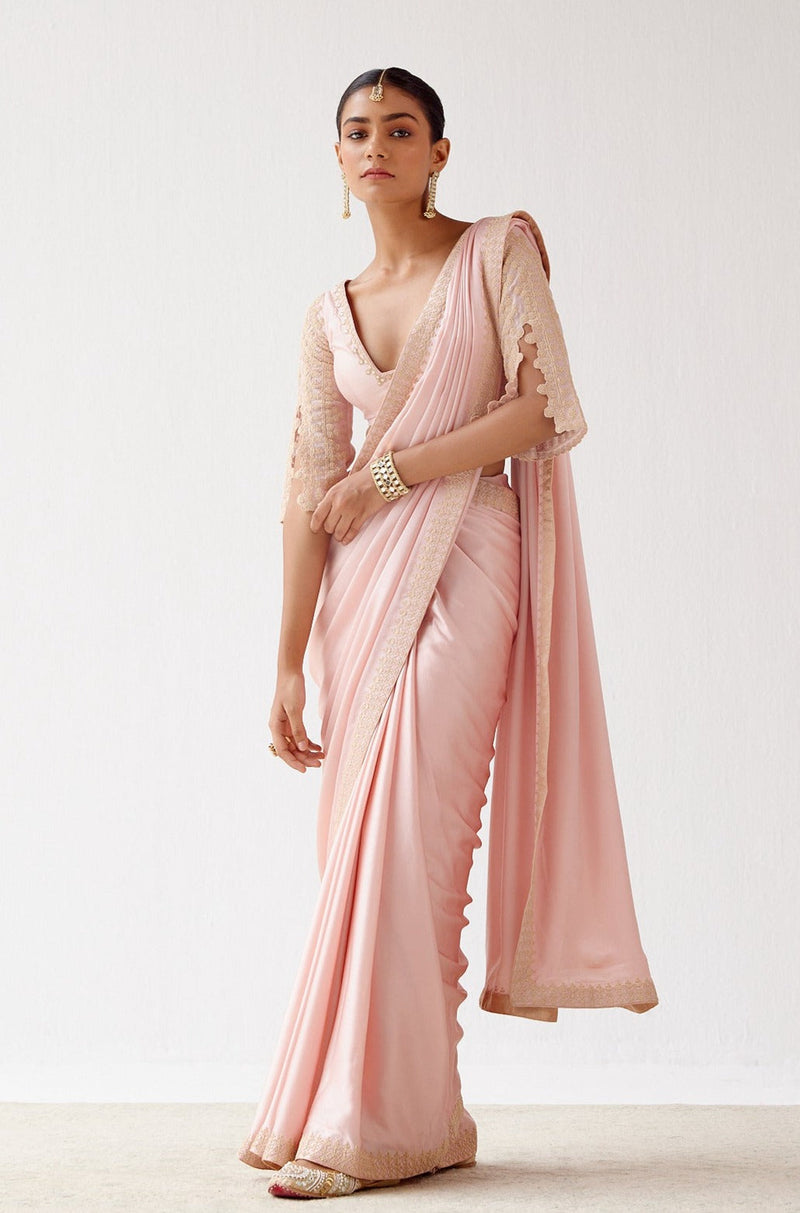 Beautiful Blush Pink Designer with Piping Broder saree – Sachisabya