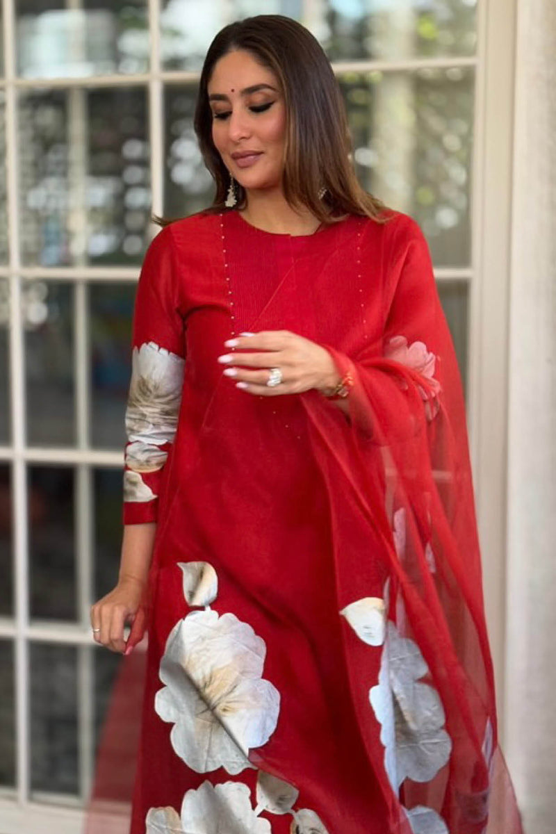 Kareena Kapoor in Red Silk Chanderi Hand-Painted Kurta Set