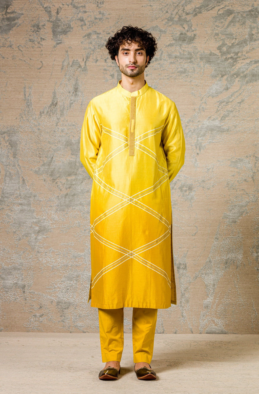 Siddharth Batra in Ombre Mustard Tie & Dye Kurta set – Devnaagri