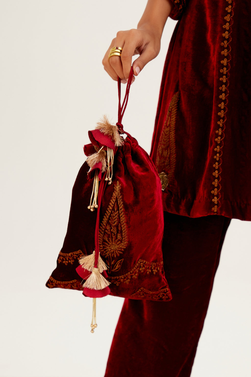 Maroon Gloss Velvet Zari Embroidered Potli Bag